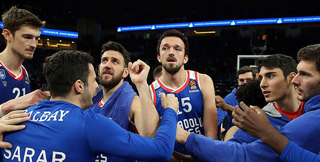 Anadolu Efes rekor peşinde