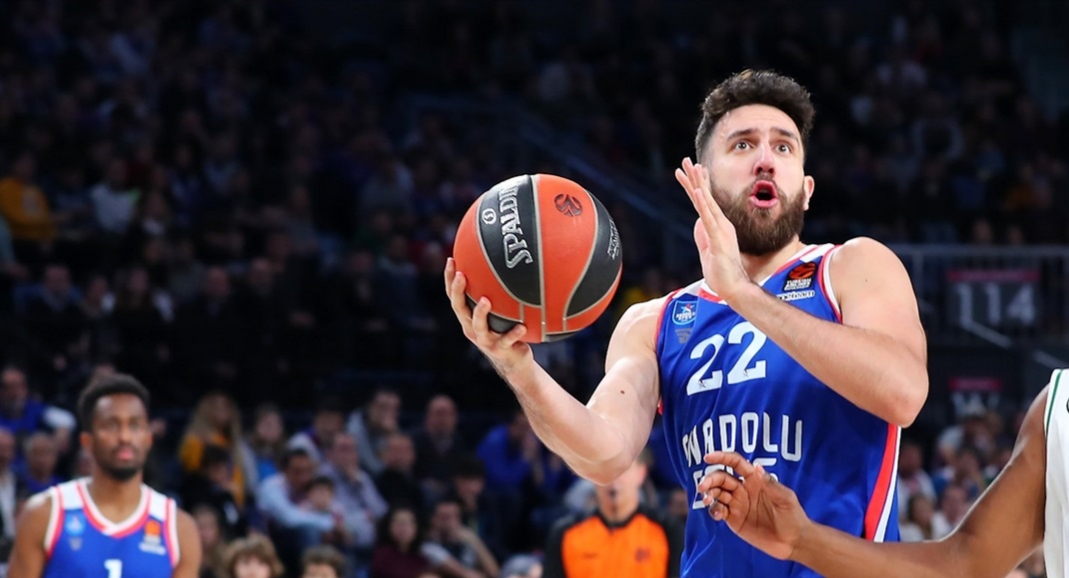 Anadolu Efes'te Micic şoku!